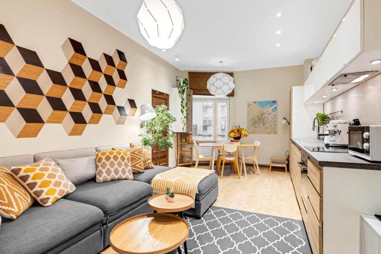 Family Apartment ทาลลินน์ ภายนอก รูปภาพ