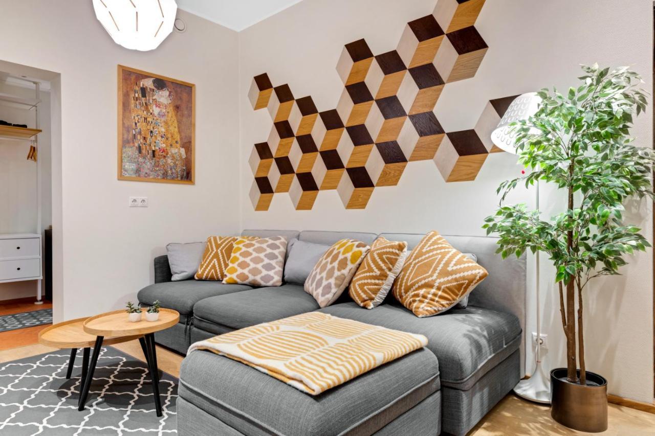 Family Apartment ทาลลินน์ ภายนอก รูปภาพ