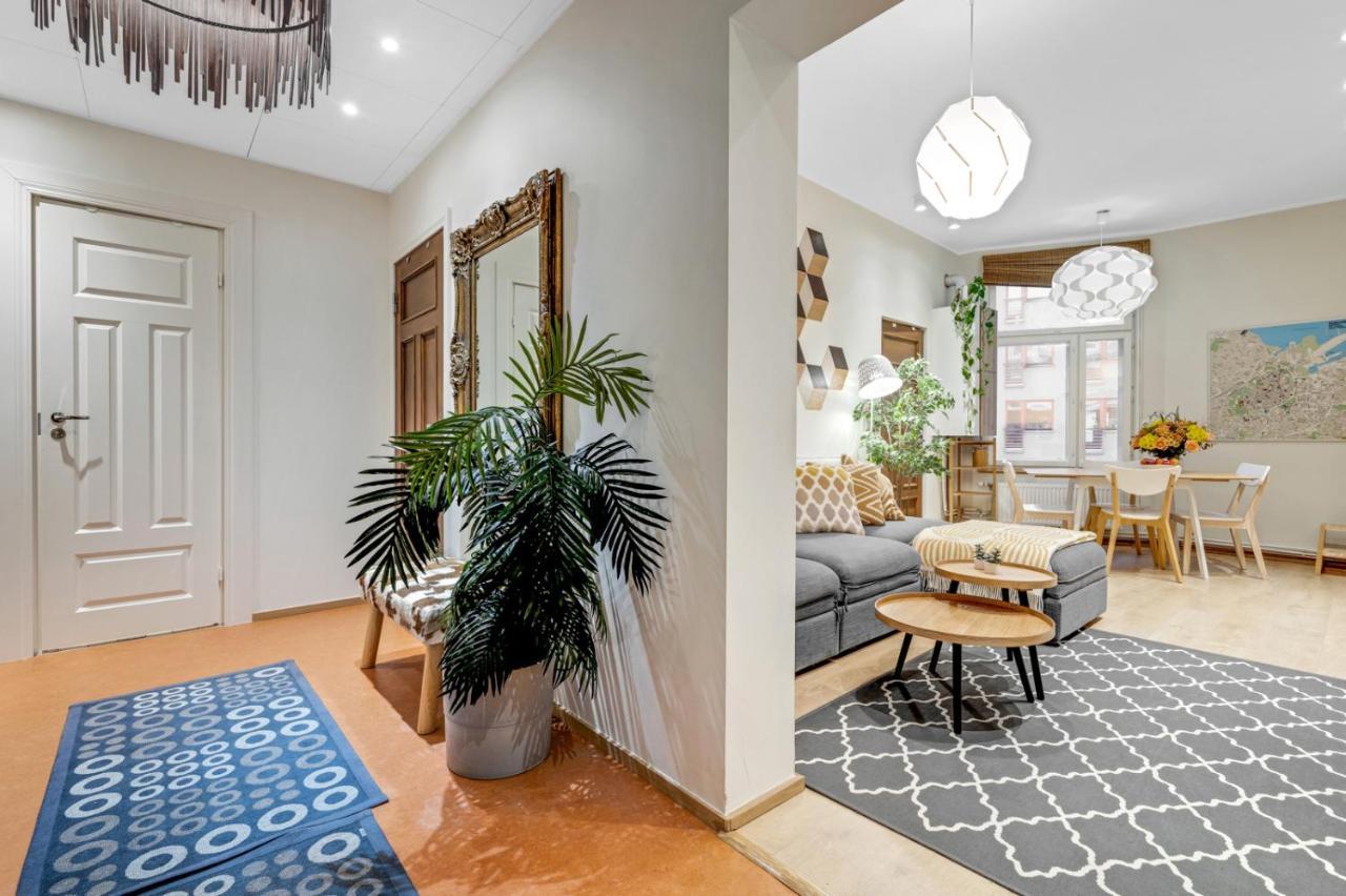 Family Apartment ทาลลินน์ ภายนอก รูปภาพ