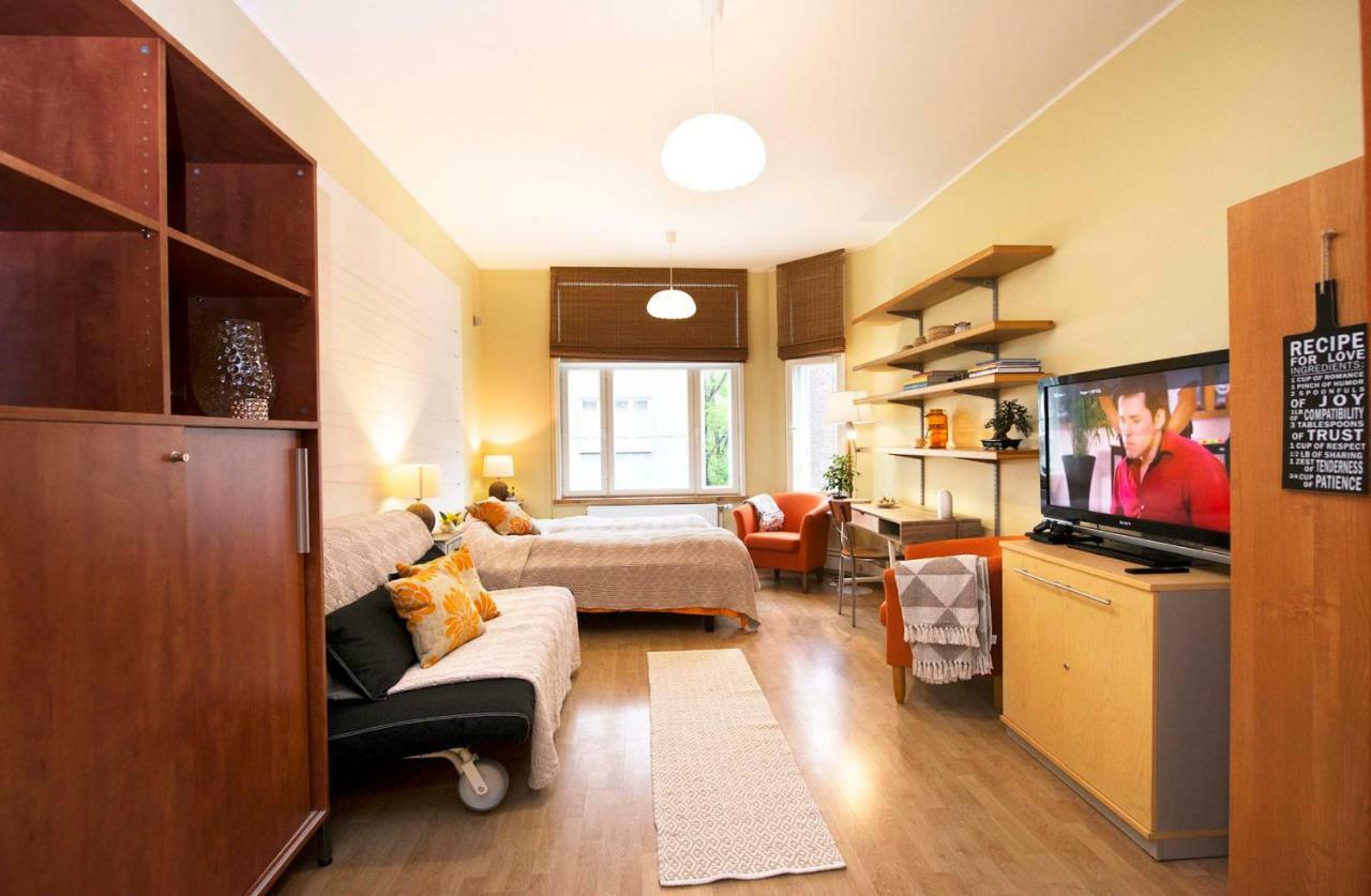 Family Apartment ทาลลินน์ ภายนอก รูปภาพ